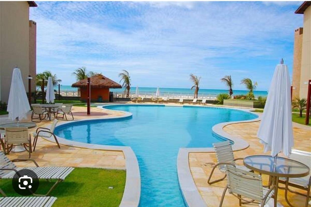 Apartamento Vista Total Do Mar Uma Cobertura A 400M Do Beach Park No Porto Das Dunas Aquiraz Condominio Terramaris Piscina Ampla Parque Infantil Sauna Estacionamento Privado Exterior photo